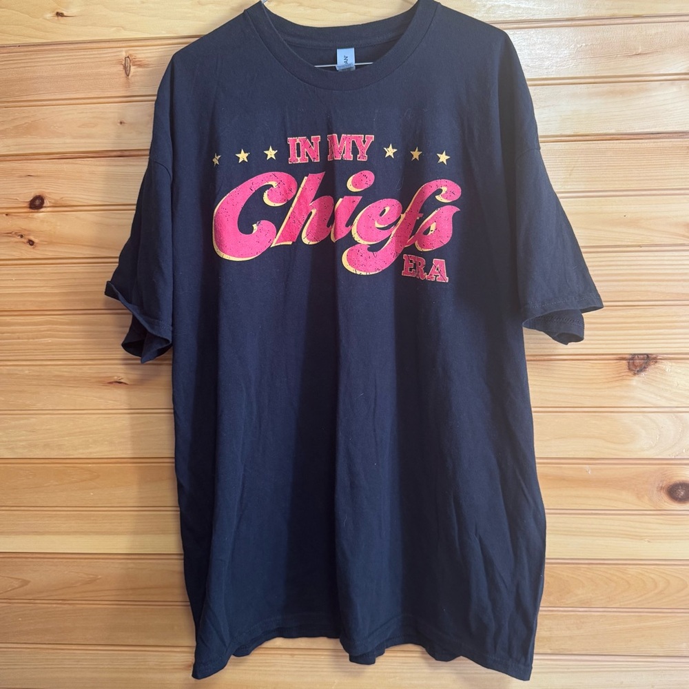 Gildan In My Chiefs Era Loving Him Was Red Black Taylor Swift Travis Kelce XXL